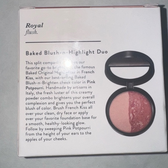 🛍️ Laura Geller Baked Blush-N-Highlight Duo - Soft Pink - Picture 5 of 7